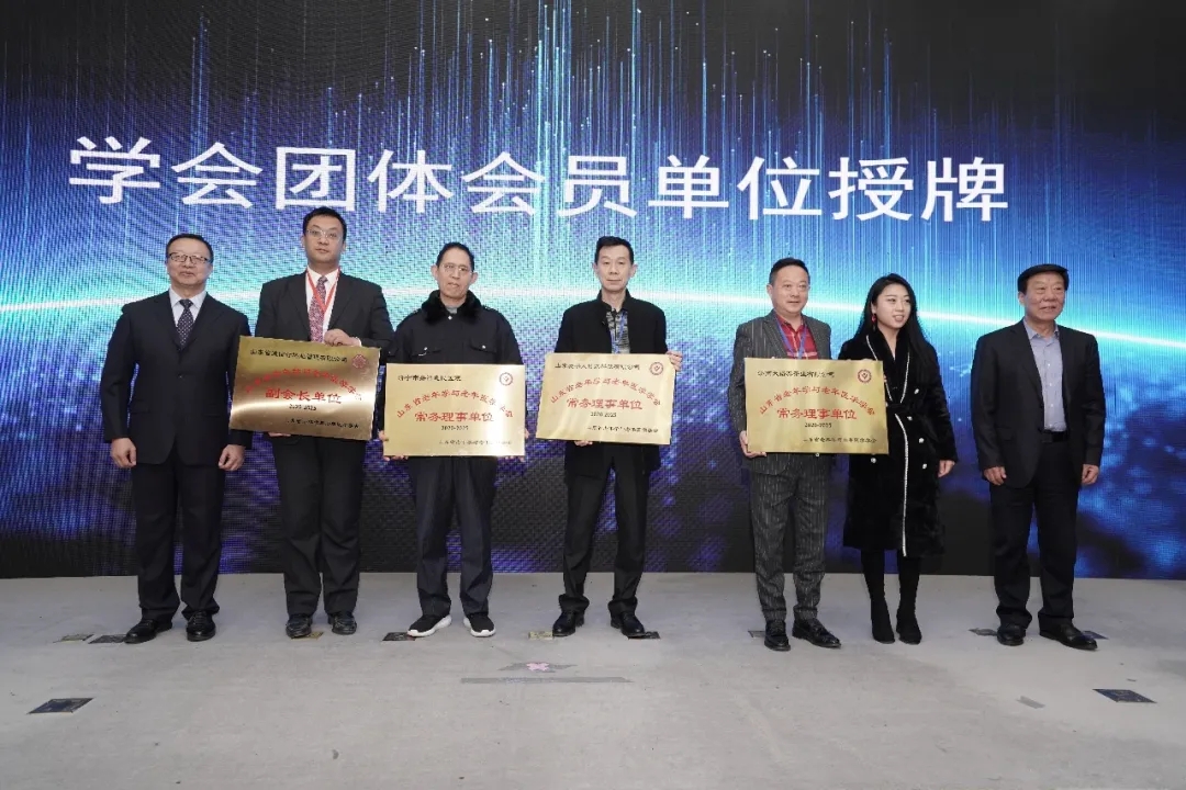 6404.webp.jpg 6404.webp.jpg